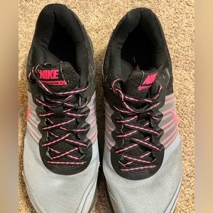 Nike women size 8 shoe running